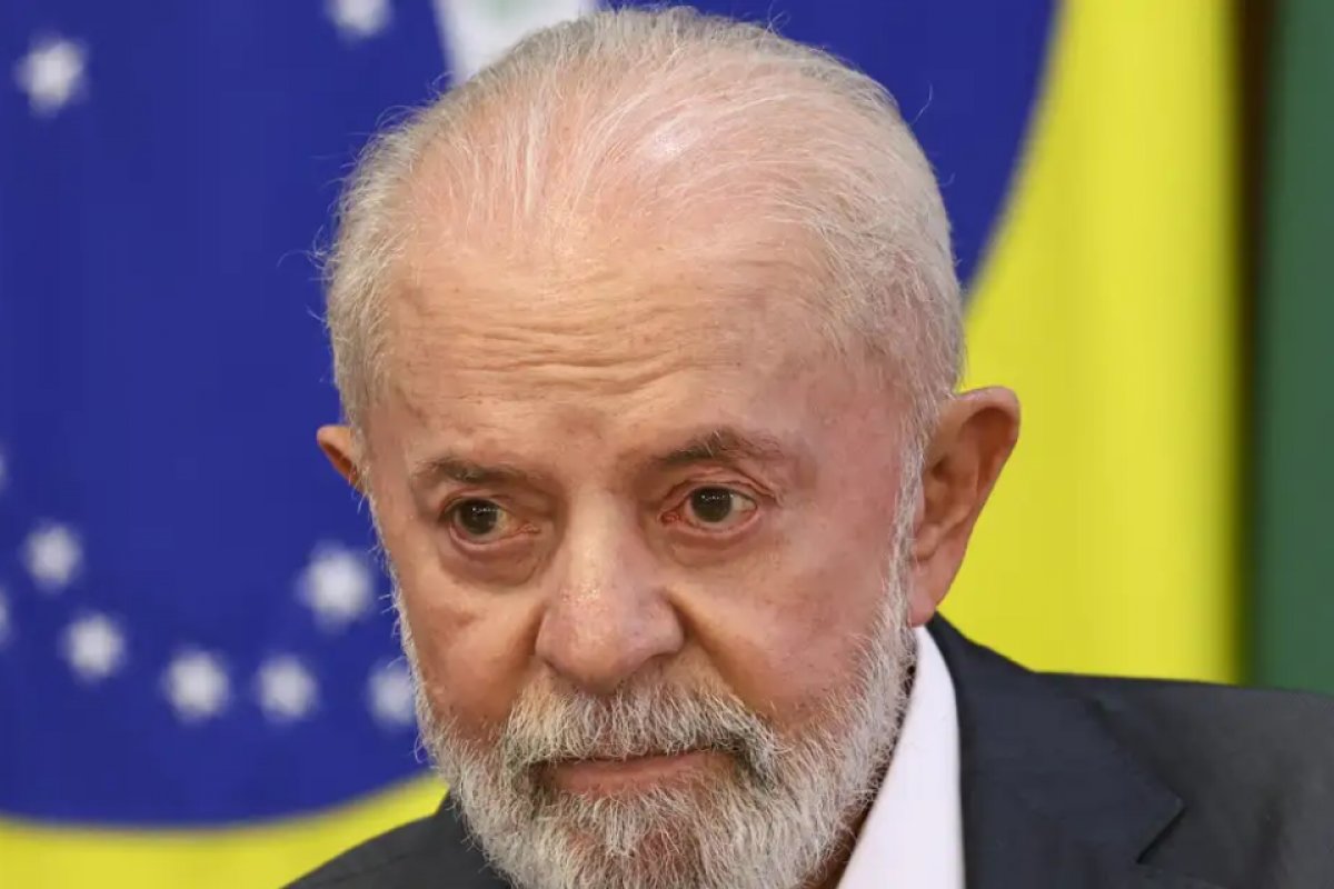  Lula sanciona, com dois vetos, projeto de lei sobre BPC no pacote de corte de gastos