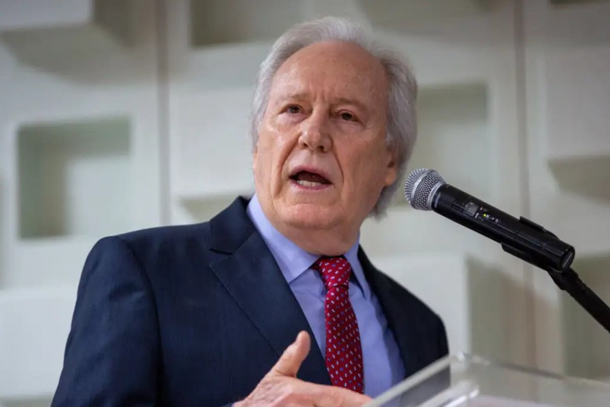 A polícia não pode sair atirando em inocentes, diz Lewandowski sobre decreto de força policial