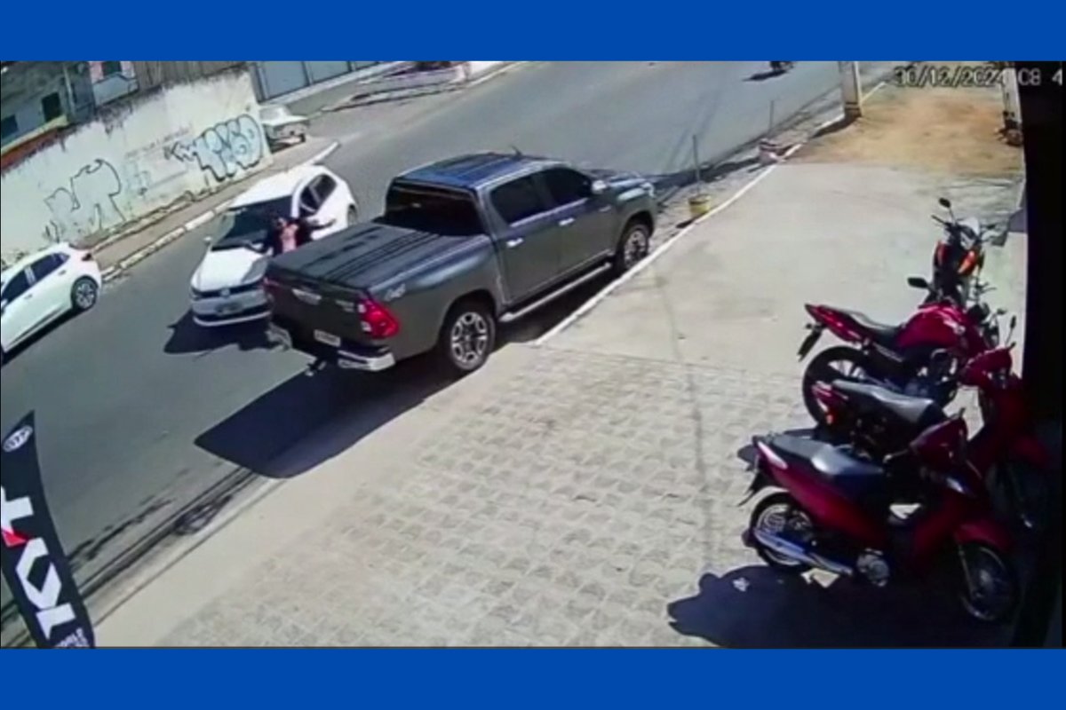 Vídeo: motorista por aplicativo atropela e rende assaltante no interior da Bahia