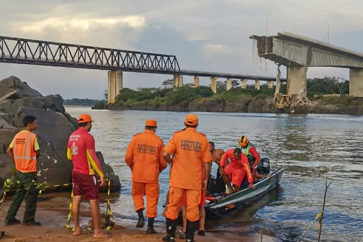 Corpo da 14ª vítima da queda de ponte entre MA e TO é localizado e resgatado nas proximidades dos destroços