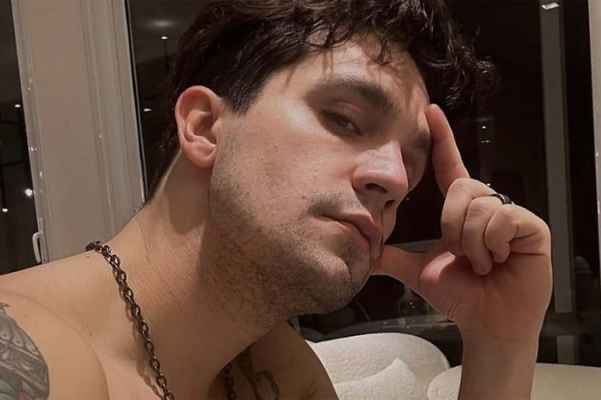 Pai coruja: Luan Santana exibe foto com a filha, Serena, no colo!