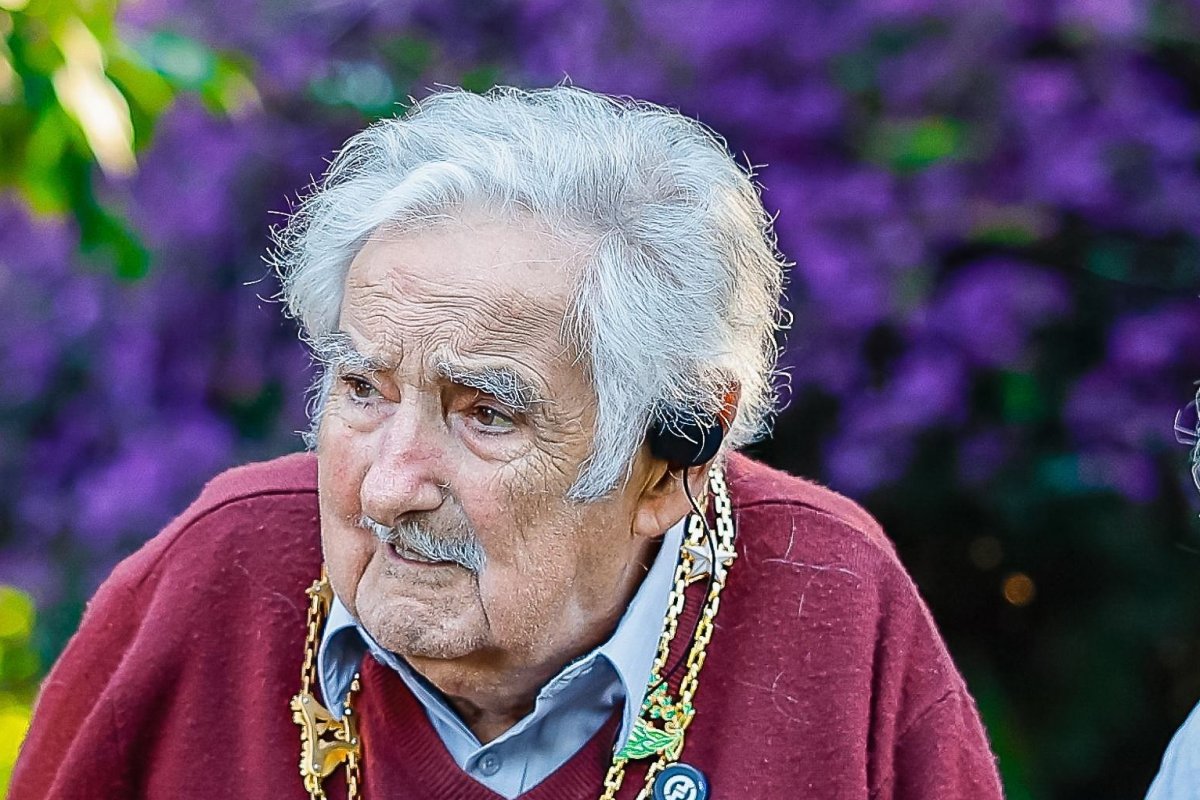 'Estou morrendo', diz Pepe Mujica ao anunciar que câncer se espalhou