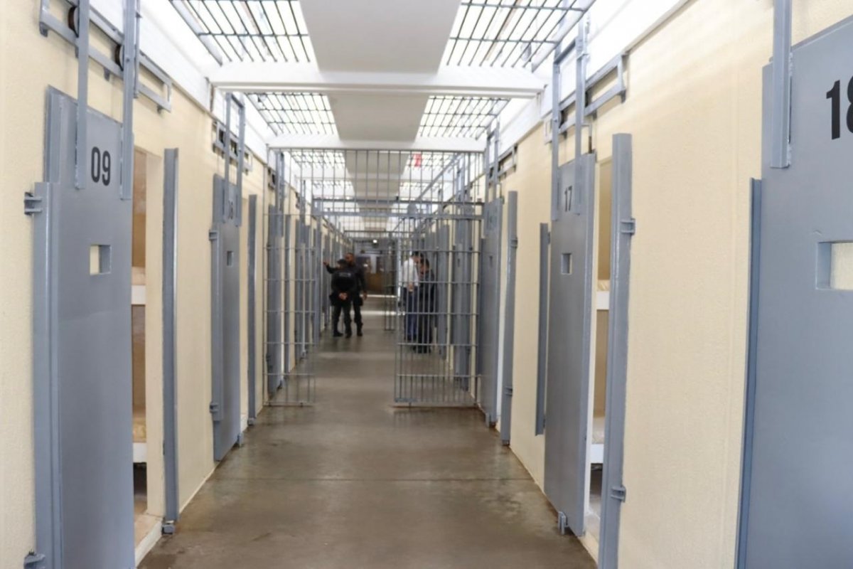 Mais de 30 detentos não retornaram às prisões na Bahia após saidinha de fim de ano 