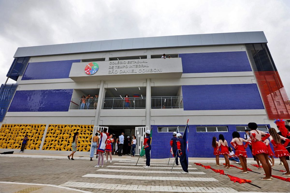 Governo da Bahia nomeia 1.405 educadores convocados pelo de concurso público