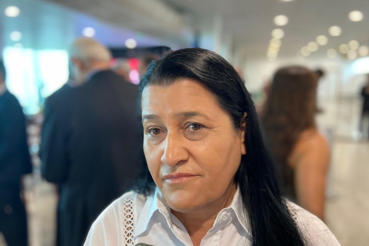 Jusmari Oliveira é exonerada da Sedur para assumir mandato de deputada