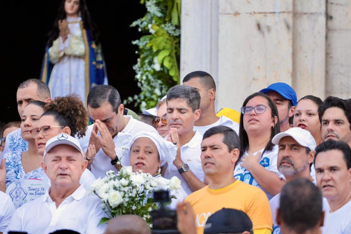 ACM Neto participa da Lavagem do Bonfim e celebra fé