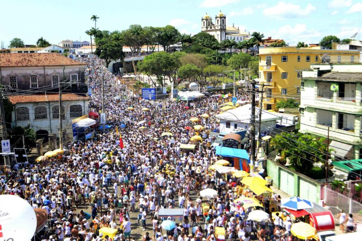 Polícia Penal monitora pessoas tornozeladas durante Lavagem do Senhor do Bonfim, em Salvador 