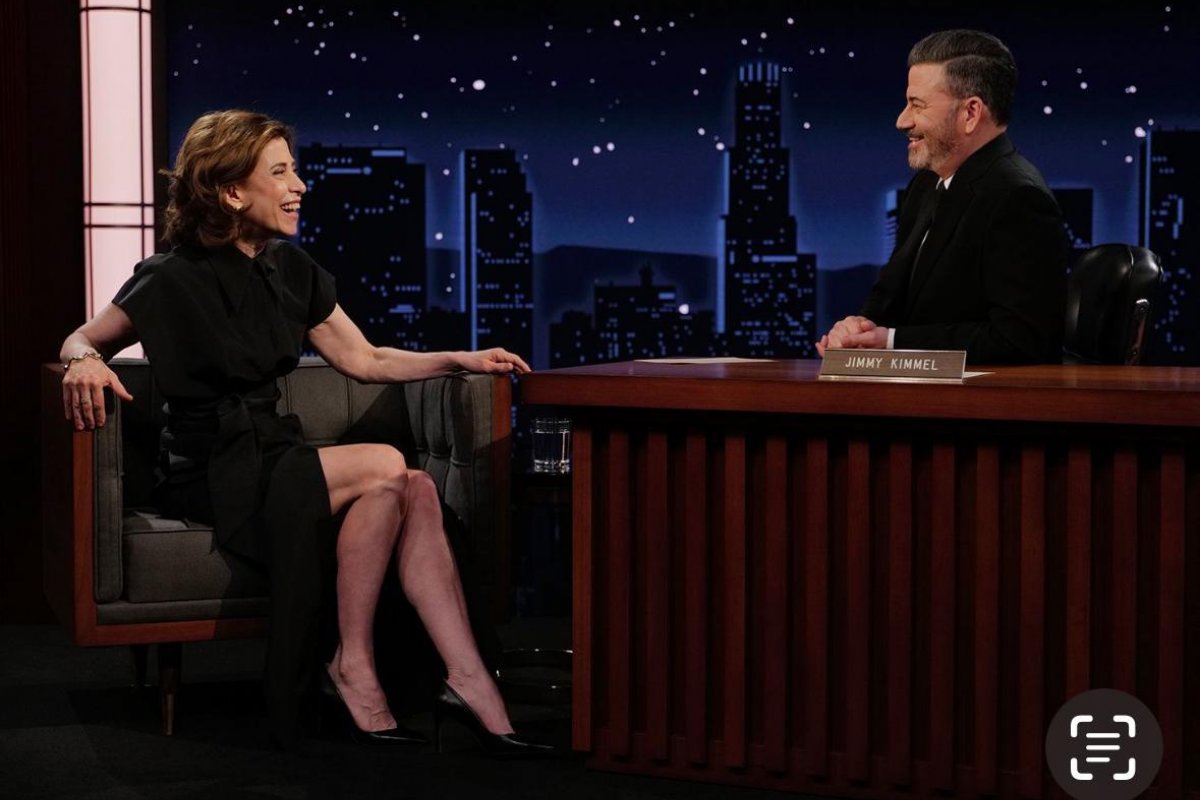 Fernanda Torres brilha no Jimmy Kimmel Live! com marcas Brasileiras! 