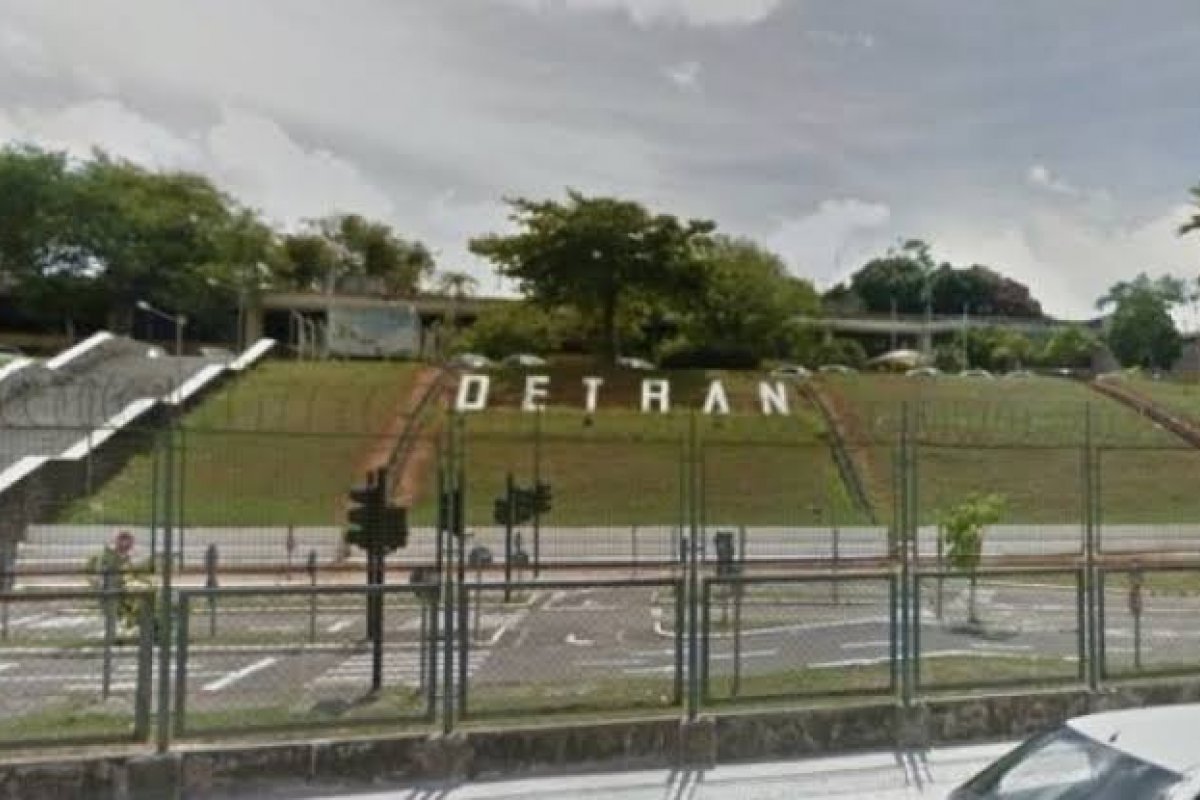 Detran extingue Escola Pública de Trânsito 