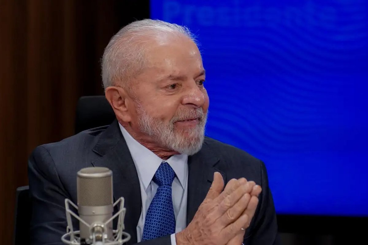 Lula reúne ministros para balanço da gestão nesta segunda-feira (20)