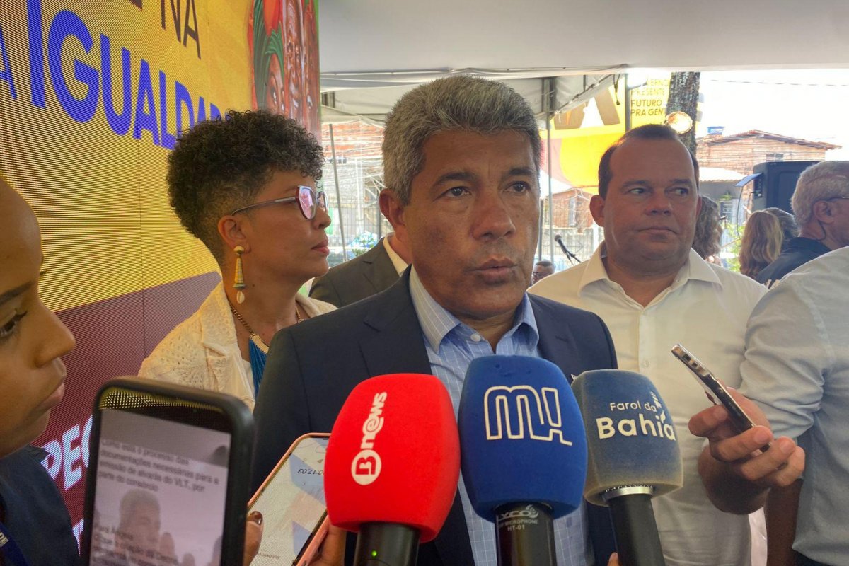 Vídeo: Jerônimo minimiza possível saída de Angelo Coronel da base e reforça compromisso com unidade do grupo em 2026