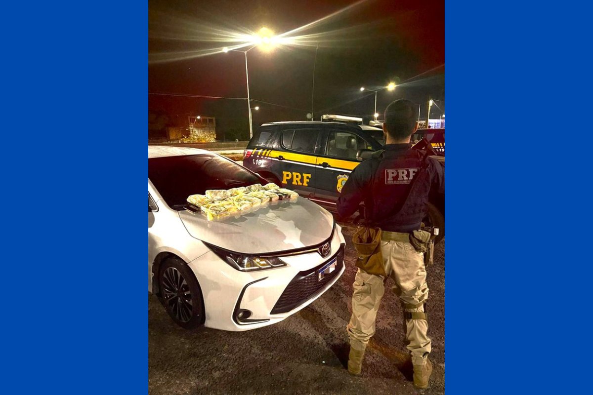 Traficantes são presos transportando cocaína dentro de Corolla em Simões Filho