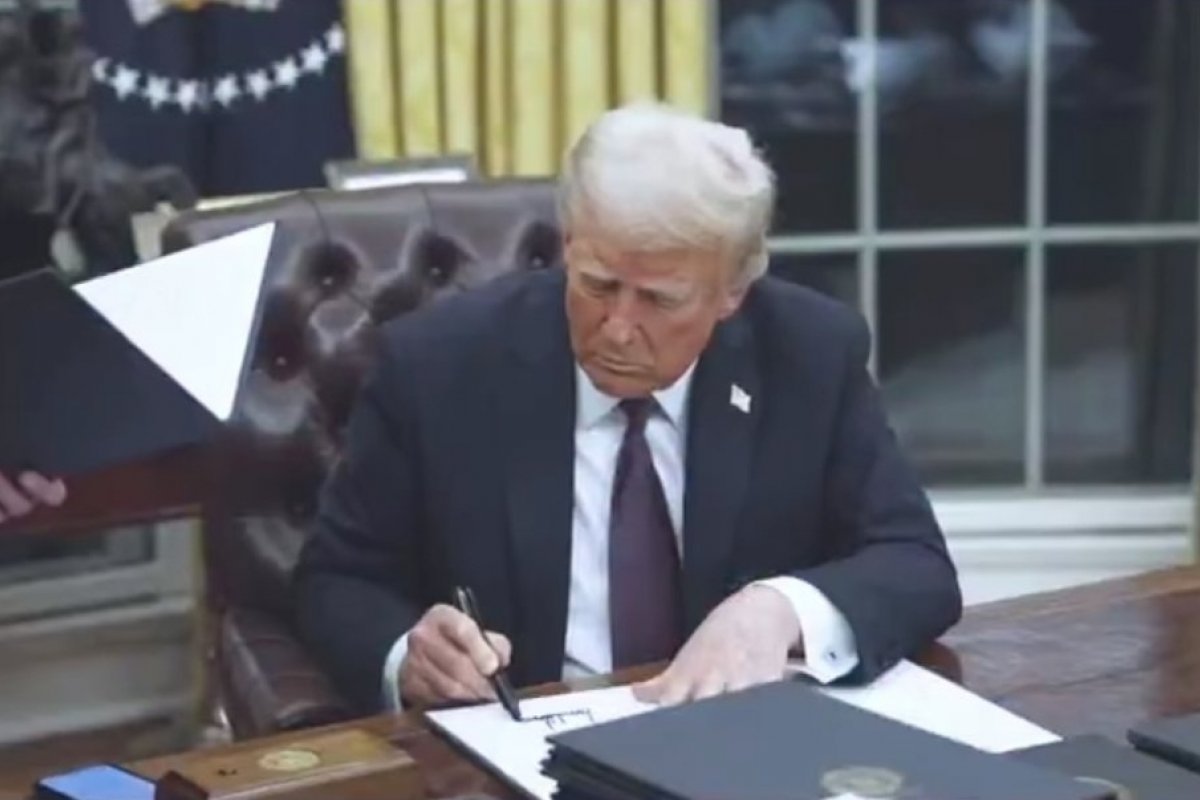 Confira as medidas assinadas por Donald Trump em seus primeiros dias de mandato