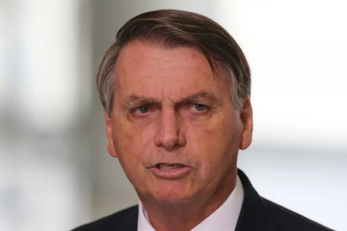 Jair Bolsonaro cita ‘oportunistas’ e defende ‘limpa’ no PL em 2026 