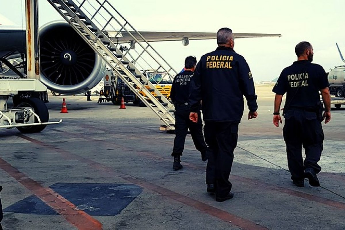 Empresário é preso em flagrante por estuprar criança de 11 anos durante voo de Miami ao RJ