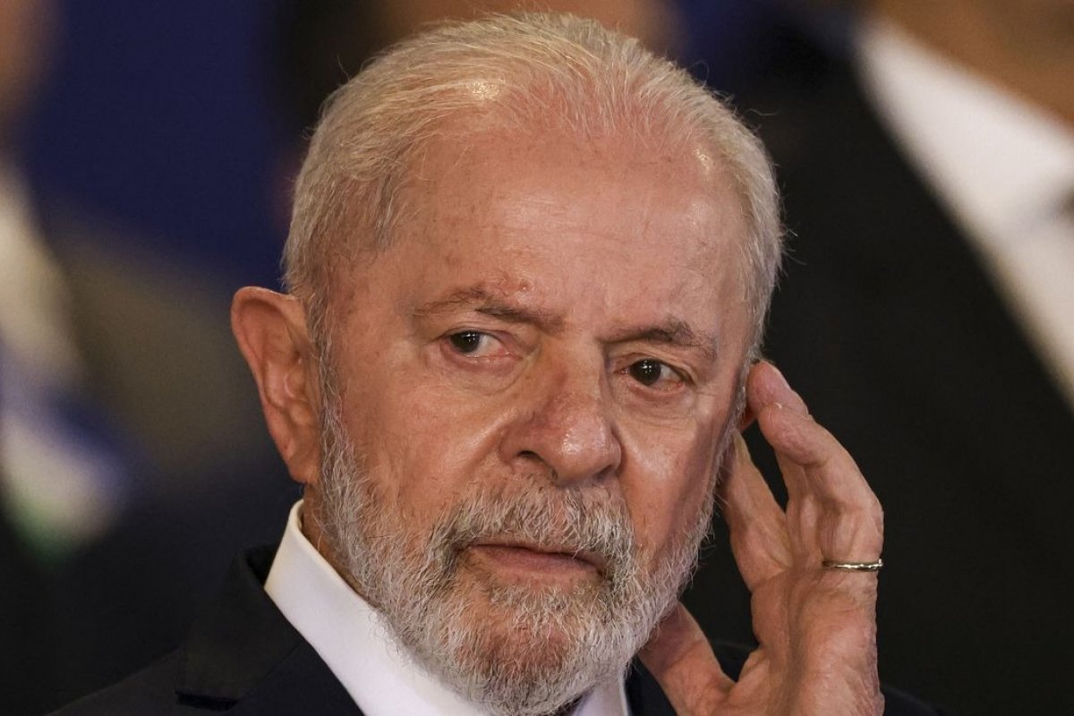 Imposto de Renda, projetos para microempreendedores e Educação são prioridades em reunião entre Lula e novos presidentes da Câmara e Senado