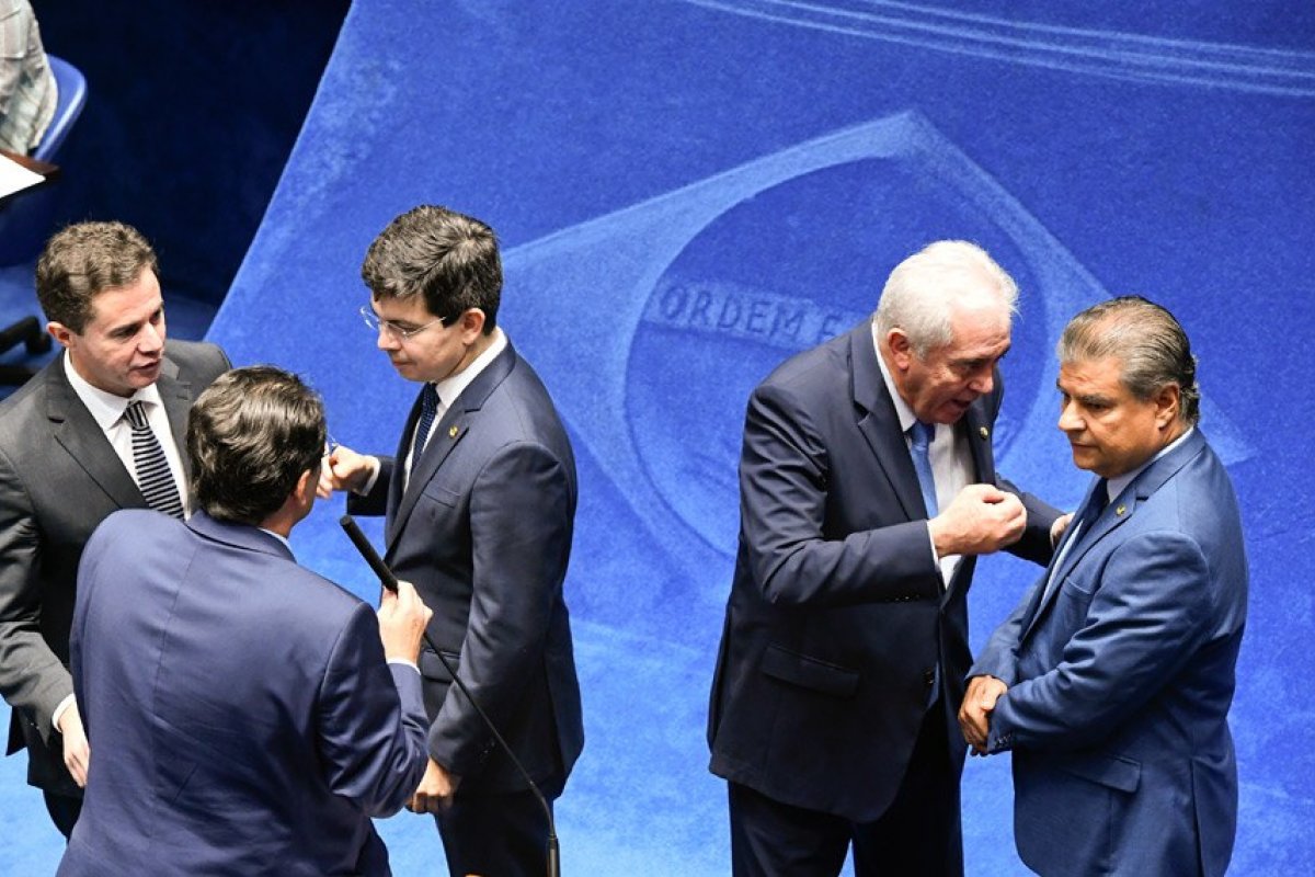 Senado rejeita Decreto de Armas, que segue para a Câmara