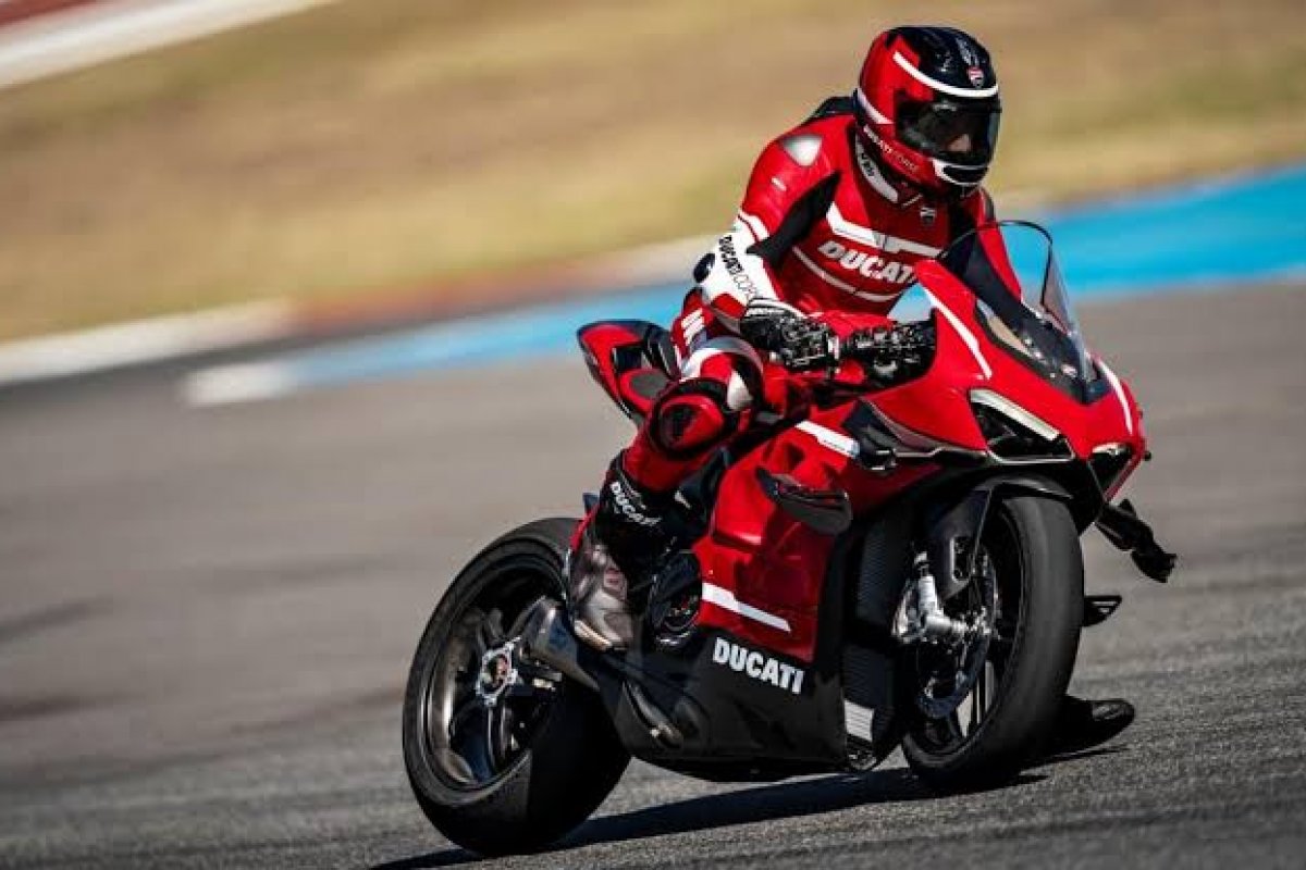 Ducati lança moto de R$ 700 mil no Brasil 