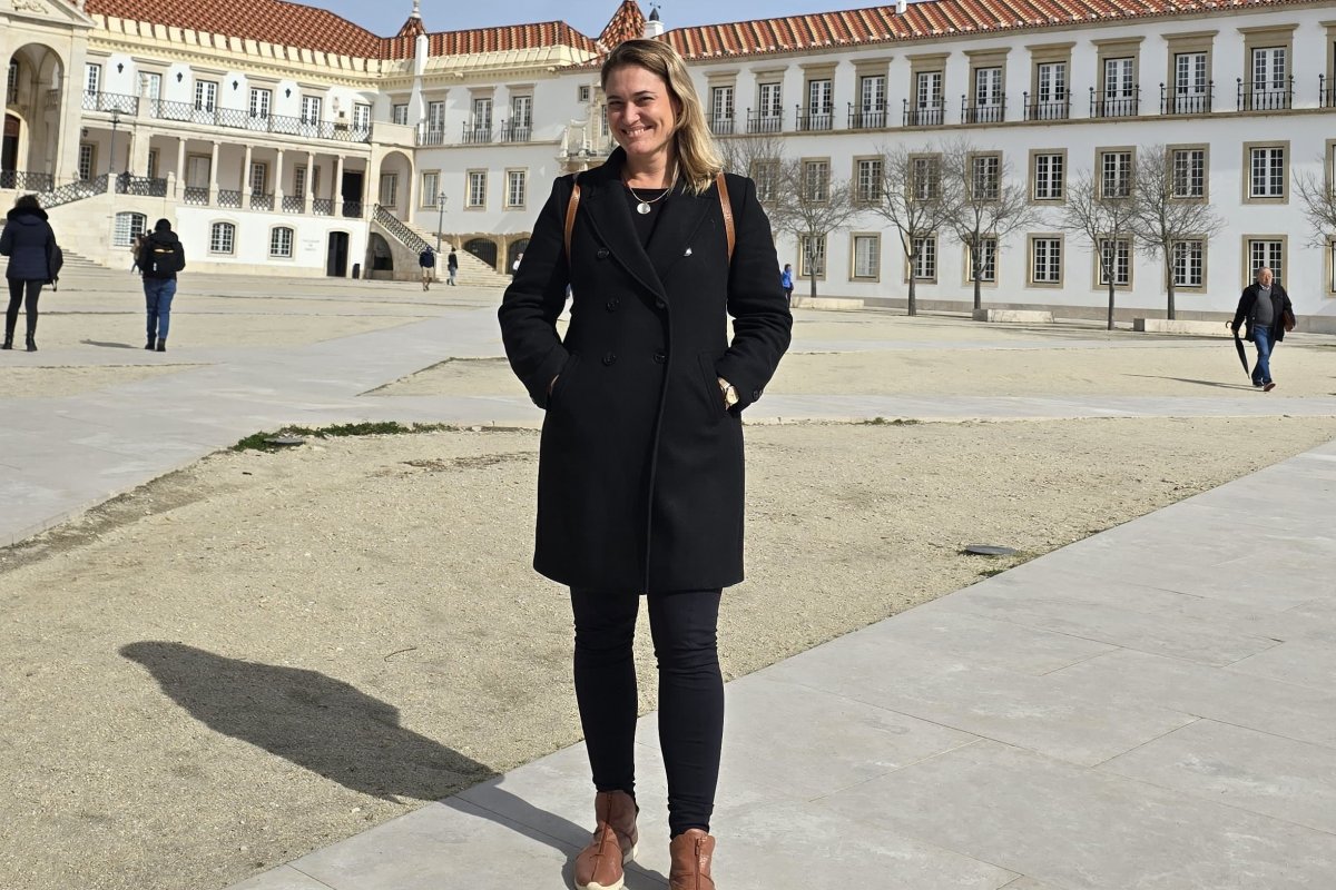 Intercâmbio legal: advogada baiana leva debate sobre sigilo médico à Universidade de Coimbra!