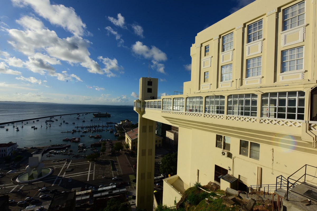 Vídeo: Cabines climatizadas, nova tarifa e mais: Elevador Lacerda volta a funcionar após 10 meses de reformas