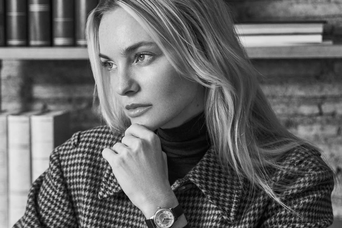 Top brasileira Carol Trentini estampa  a nova campanha da Montblanc!        