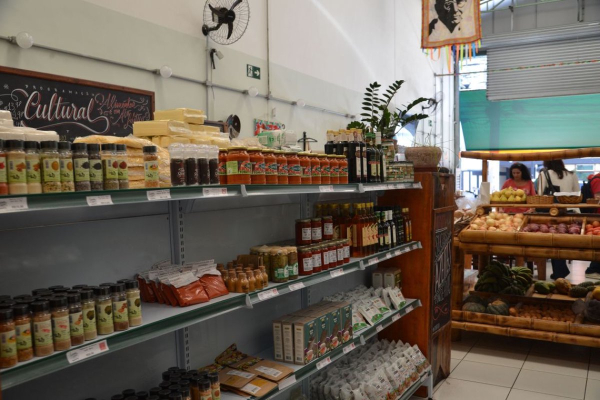 Brasileiros participam da maior feira de orgânicos do mundo, na Alemanha 