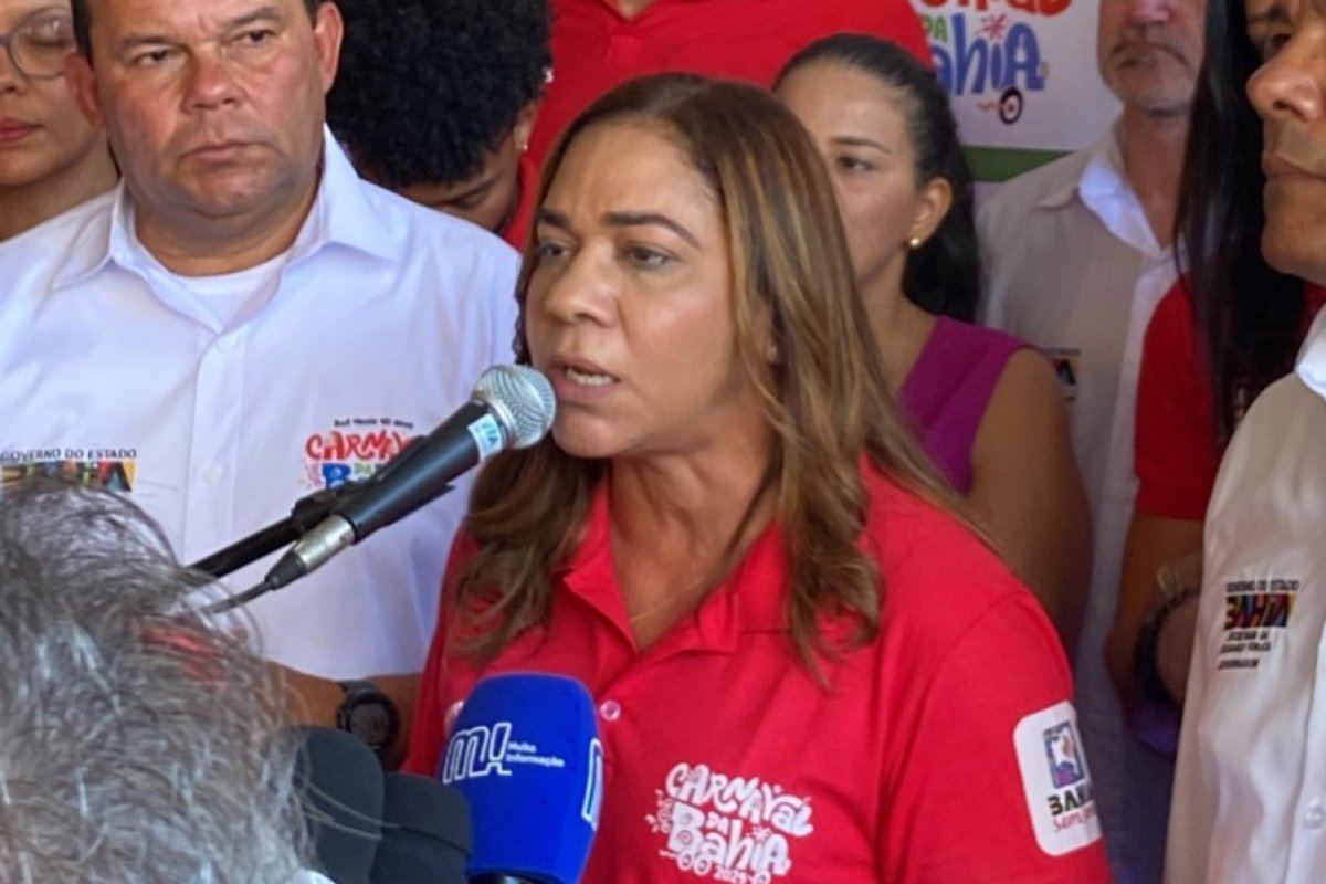 Carnaval de Salvador 2025 registra redução de 14% nas ocorrências de saúde nos circuitos, diz secretária