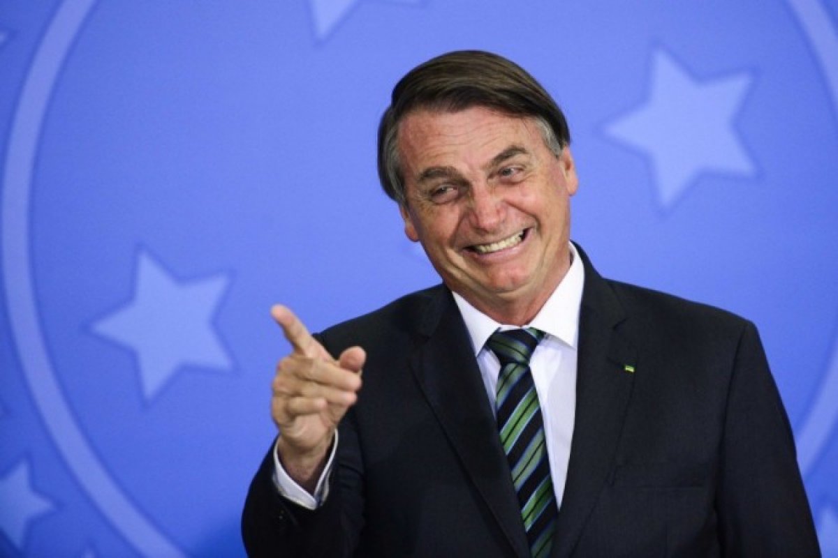 Bolsonaro reafirma candidatura na eleição de 2026: "Se não for o Jair, vai ser o Messias"