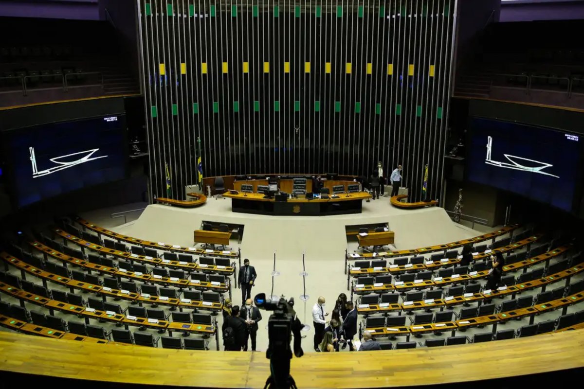 Câmara aprova PL da reciprocidade em resposta a 'tarifaço' de Trump