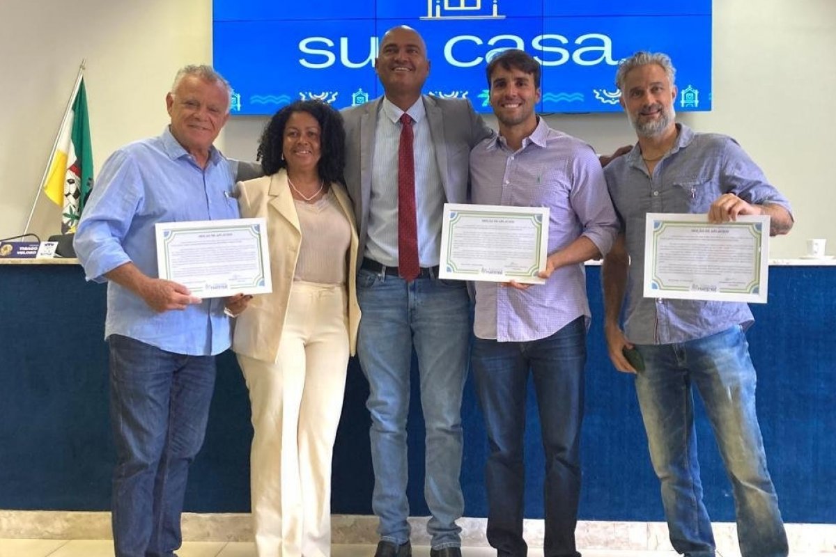 Merecido: Ricardo Koanuka e Daniel Cady recebem Moção de Aplausos da Câmara Municipal de Mata de São João pelo TEDx Praia do Forte!