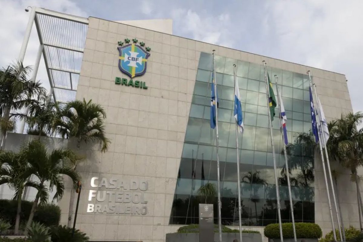CBF aciona Conmebol e pede vitória do Fortaleza por jogo cancelado no Chile