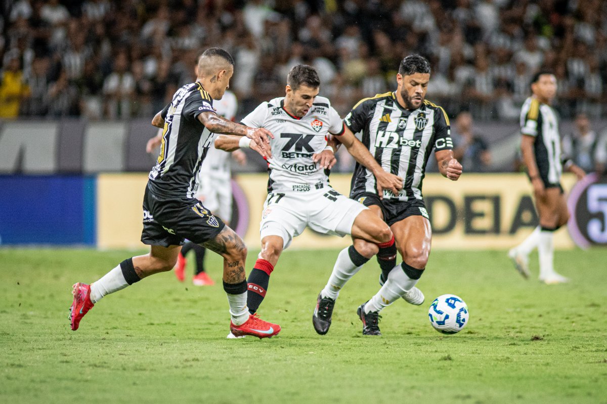 Vídeo: Vitória leva empate do Atlético no fim, mas soma primeiro ponto no Brasileirão; confira os gols do Leão