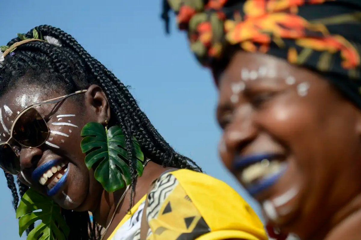 Saiba o que prevê PL que endurece pena para injúria racial contra mulheres e idosos