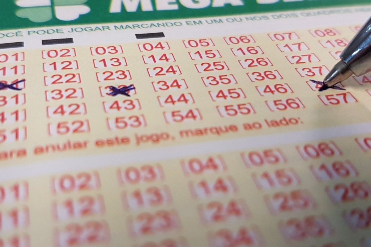 Mega-Sena sorteia prêmio de R$ 105 milhões nesta quarta-feira 
