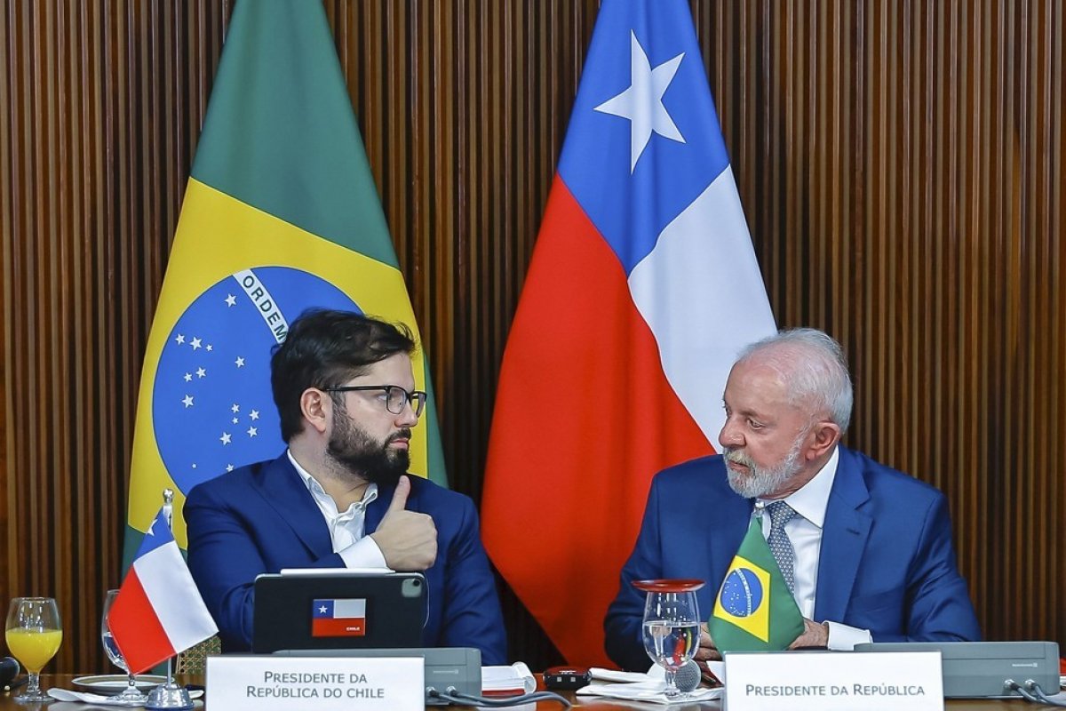 "Como será o Brasil quando eu não for mais presidente? Se entrar a extrema direita?", questiona Lula 
