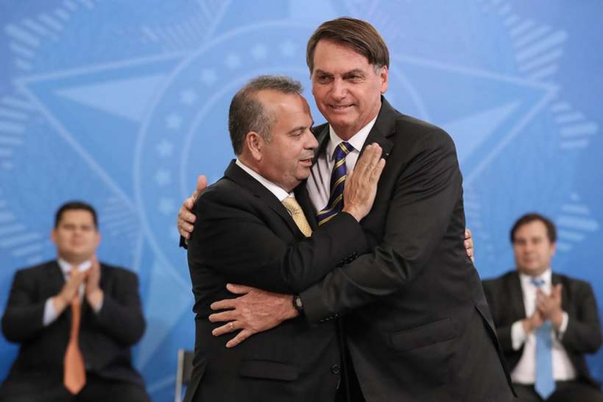 Minha Casa, Minha Vida pode ser restaurado, diz Marinho 