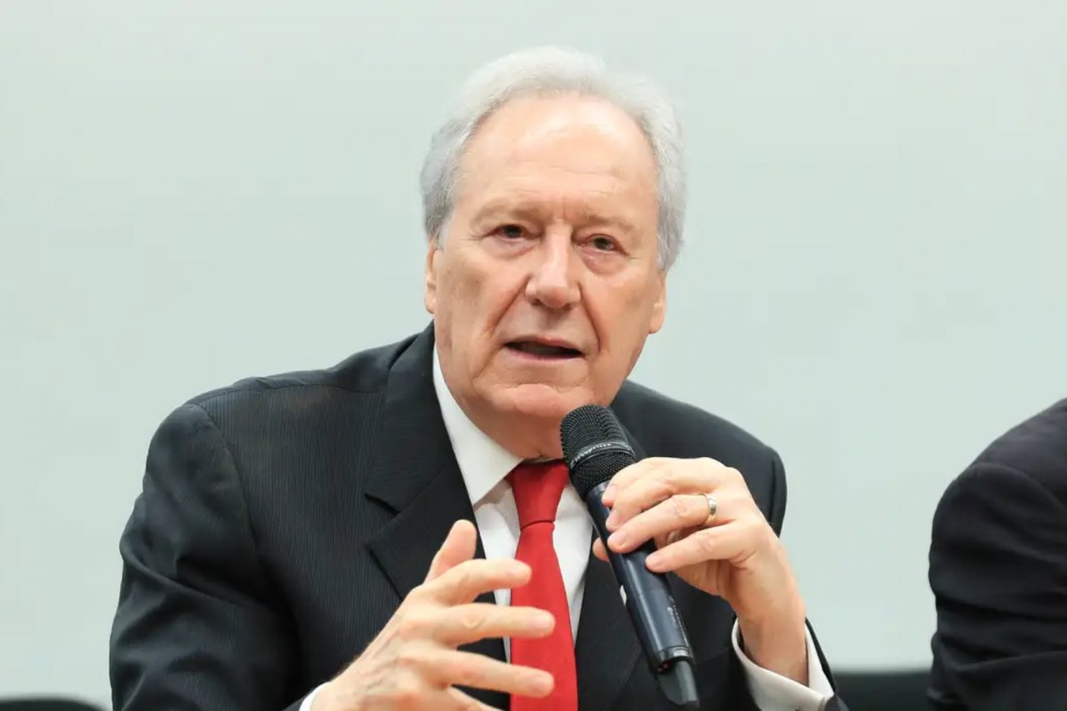 "É uma atividade legal", diz Lewandowski sobre atuação de escritório do filho em caso do INSS