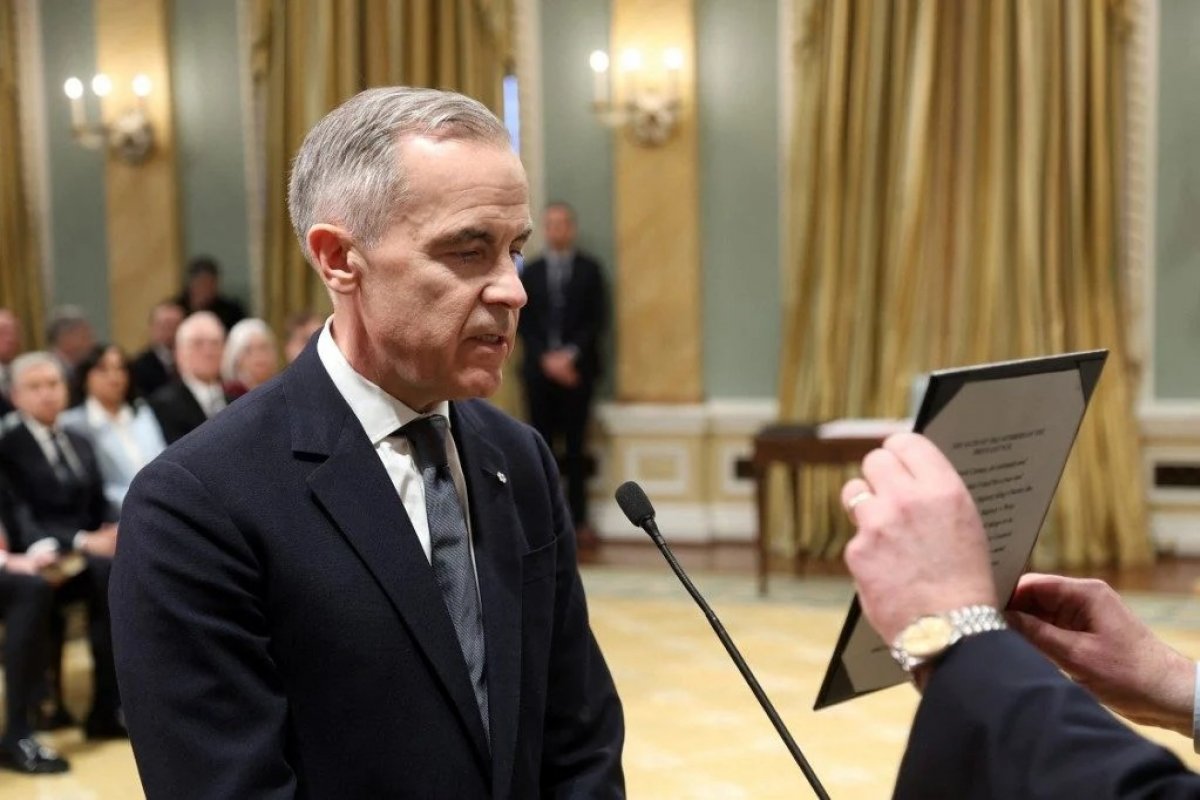 Premiê Mark Carney vence eleição e expande domínio liberal no Canadá