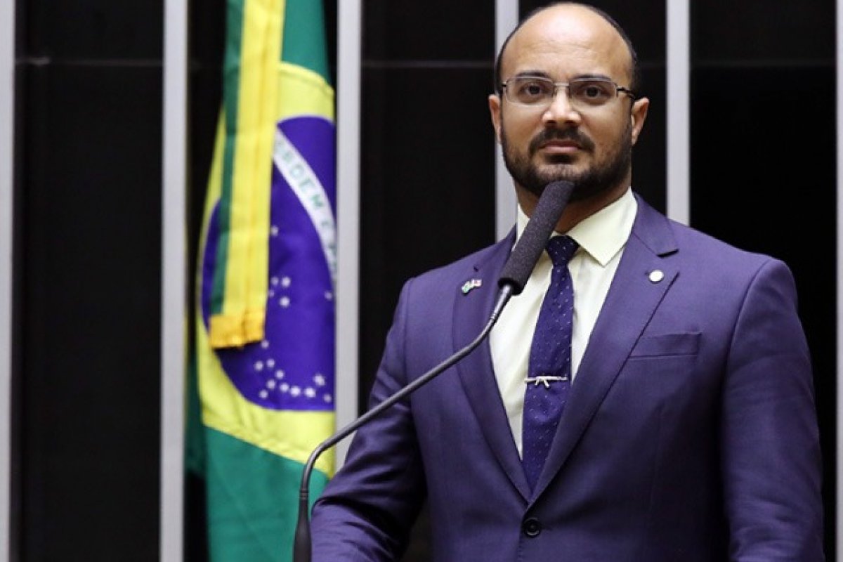 Podcast: Lado B da Bahia recebe Capitão Alden 
