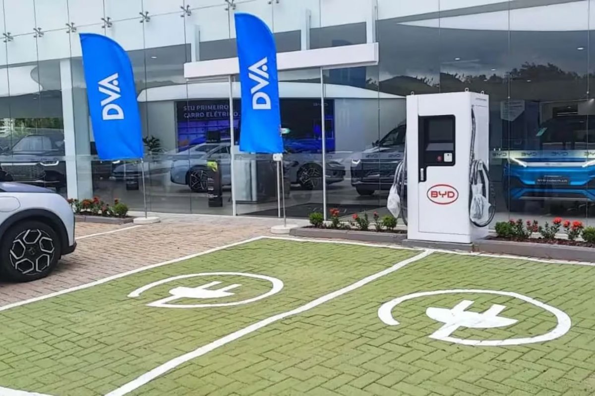 BYD adiciona mais 450 pontos de carga de elétricos com parceria 