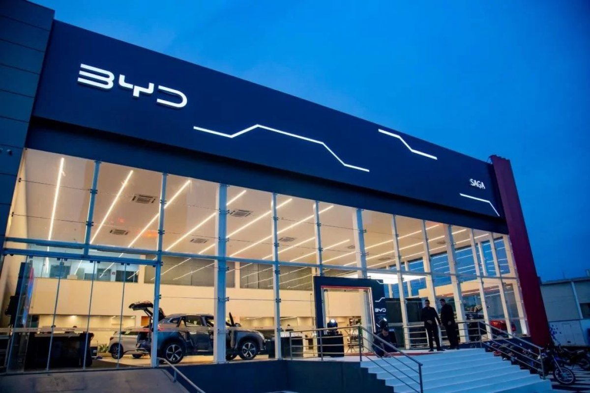 BYD chega a 180 concessionárias no país