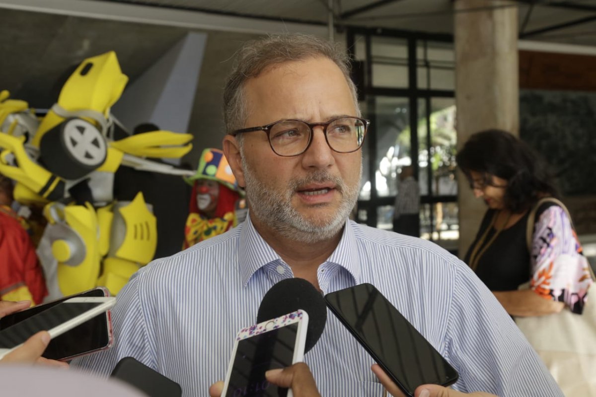 "Não tem como colocar máscara em todos", afirmou Fábio Vilas Boas
