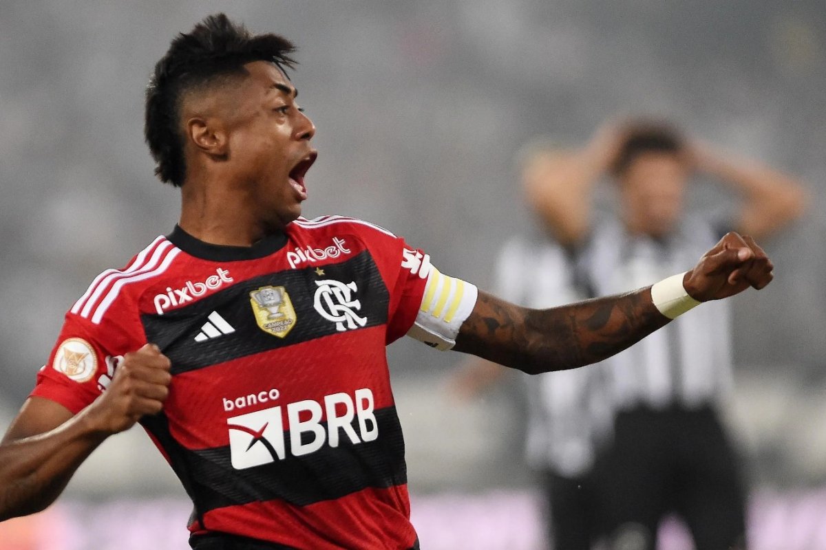 Atacante do Flamengo, Bruno Henrique presta depoimento privado em inquérito sobre manipulação de apostas