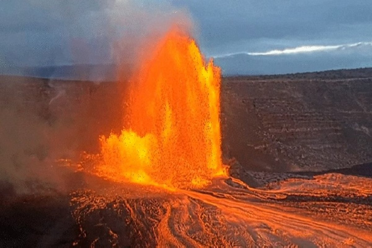 Vídeo: Vulcão Kilauea entra em erupção no Havaí; lavas atingiram 300 m