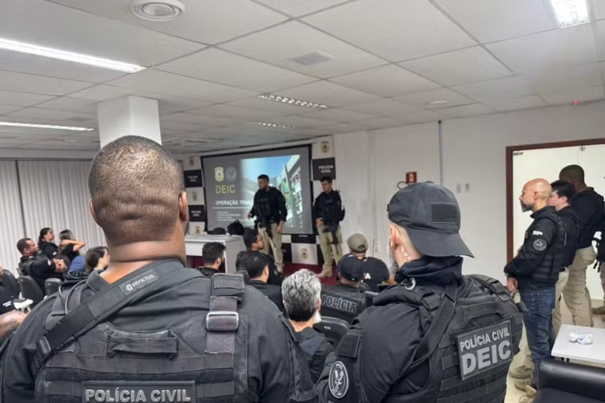 Homem suspeito de se passar por delegado com câncer para enganar vítimas é preso na Bahia 