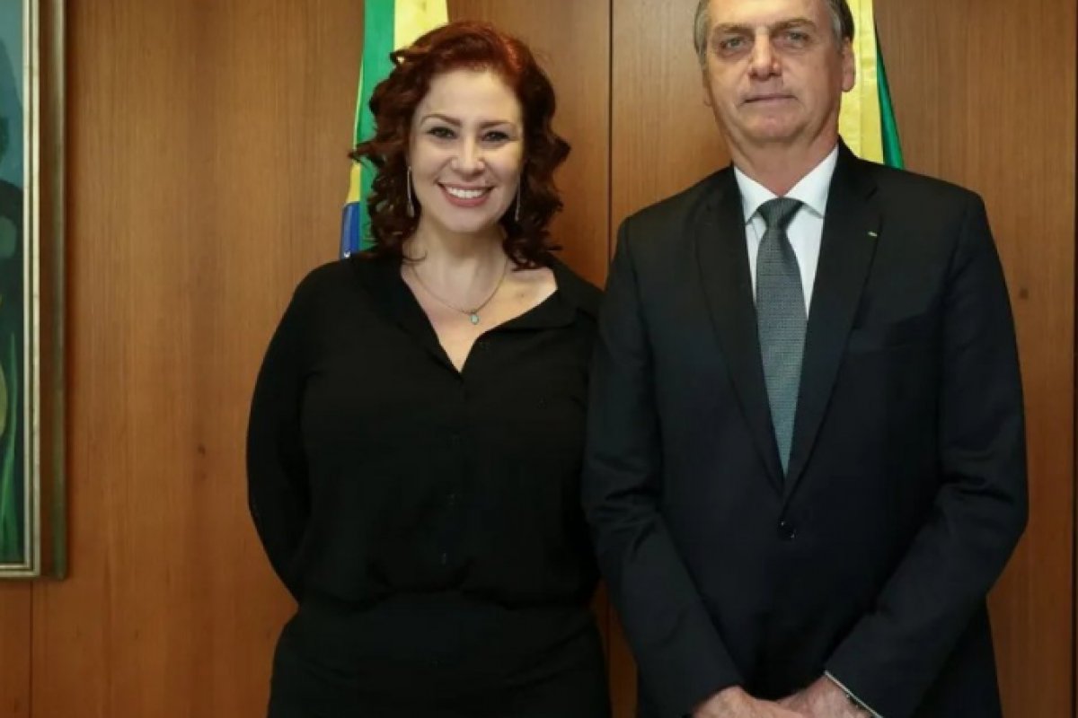 Ministros do STF não acreditam que Bolsonaro possa sair do Brasil, após a fuga de Zambelli