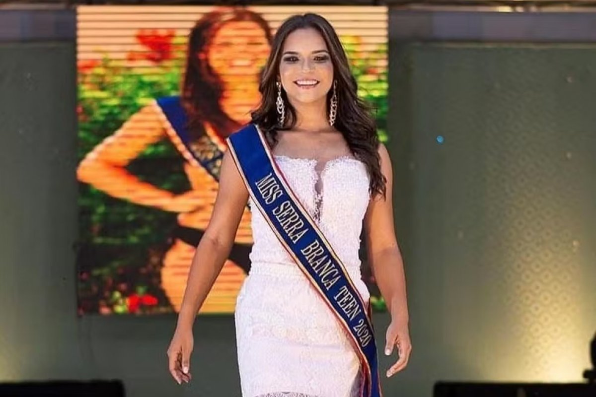 Corpo de miss morta por amigo de infância no Paraná chega à Bahia, onde será enterrado 