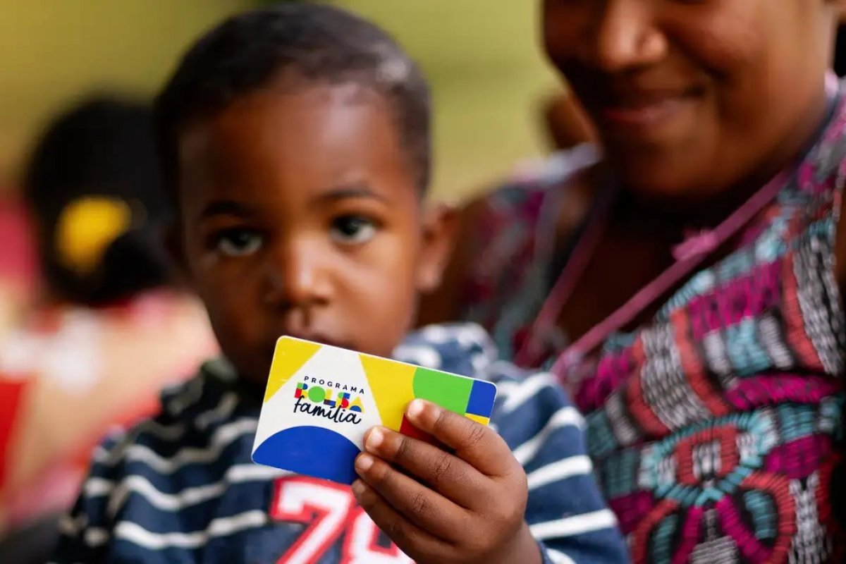 Bolsa Família e Auxílio Gás: pagamentos de junho começam nesta segunda (16)
