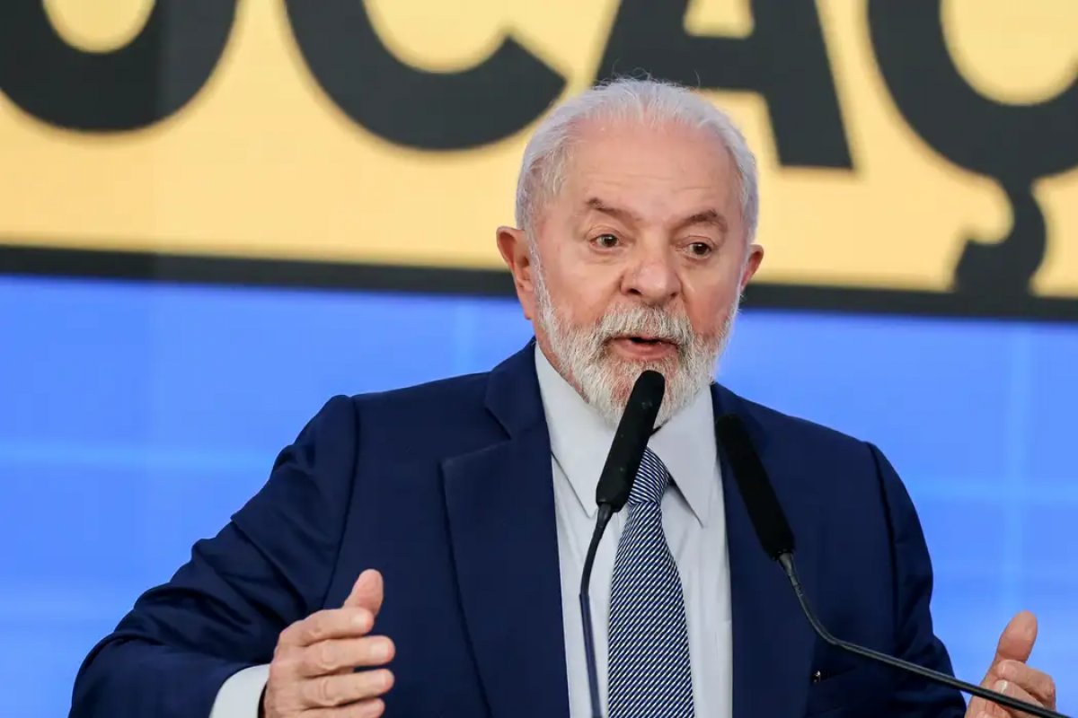 Lula viaja ao Canadá para participar da cúpula do G7 nesta segunda-feira (16)