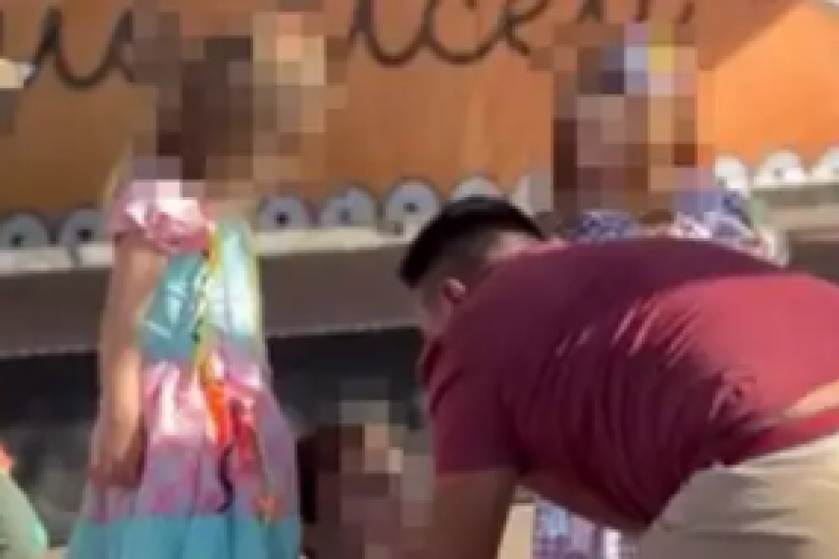 Vídeo: Homem invade palco em festa junina e agride criança no DF 